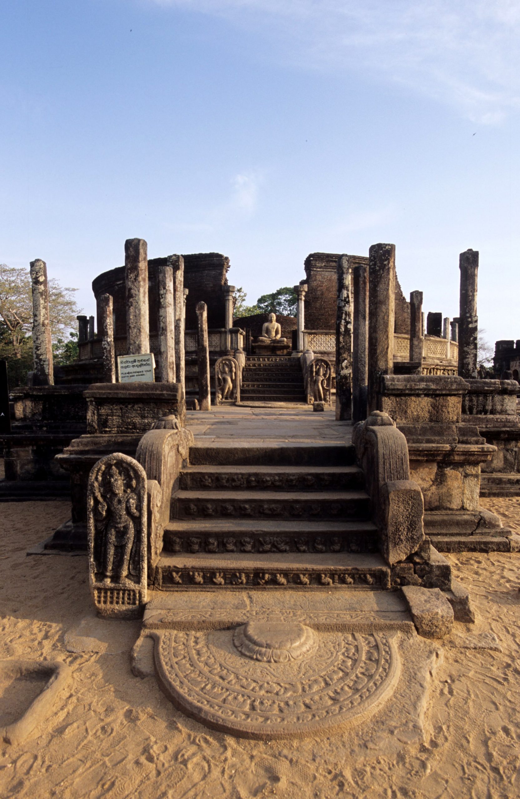 polonnaruwa(1)-min